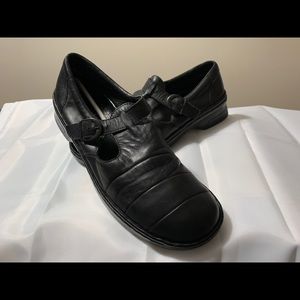 Women’s Rieker antistress shoes